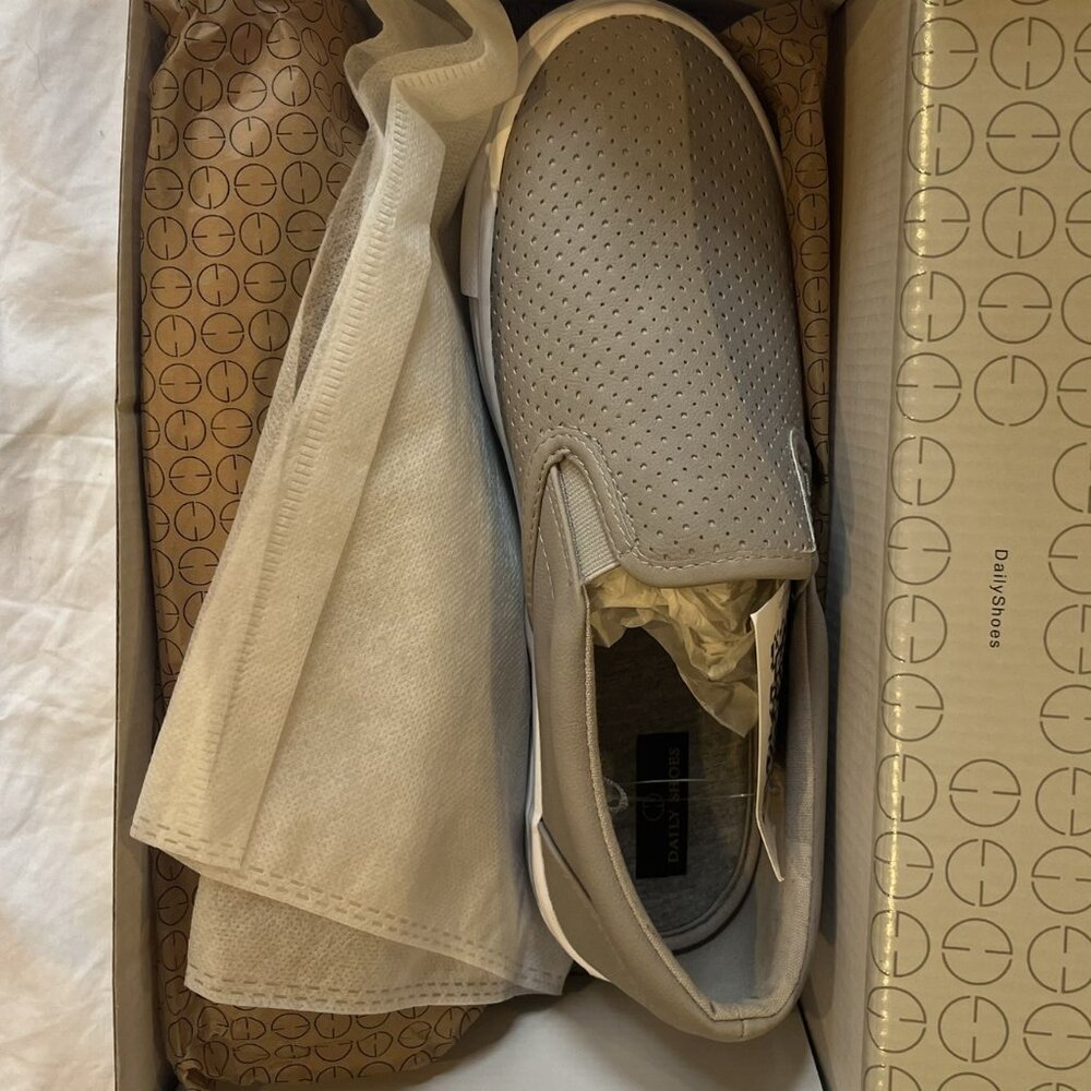 Clay color slip on sneakers NWT